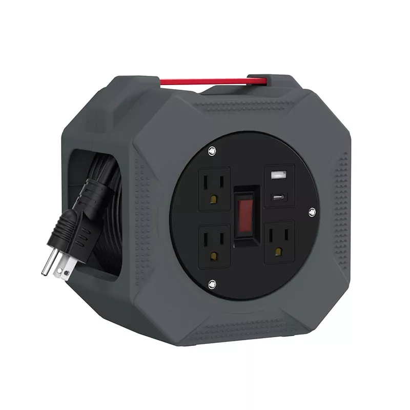 Ist die Einführung der USB-2,4-A-Kunststoffkabeltrommel mit drei Ausgängen und einem 30-Fuß-Kabel eine neue Entwicklung?